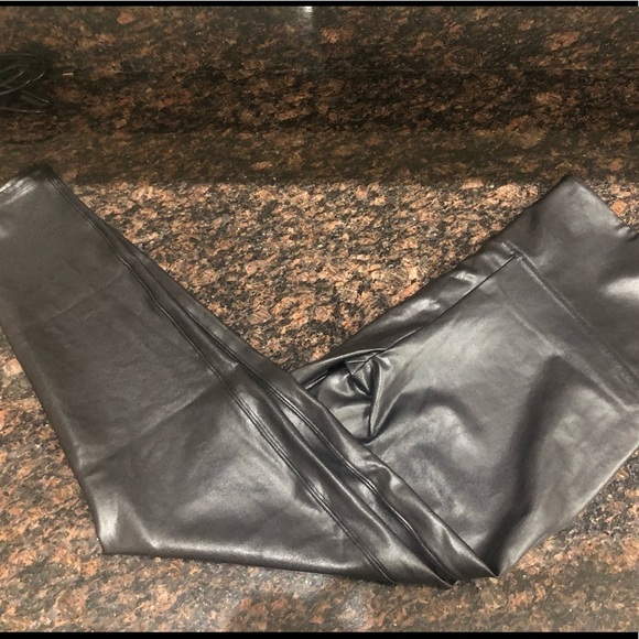 SPANX VERY BLACK Faux Leather Leggings SZ. 2X L - Picture 6 of 12